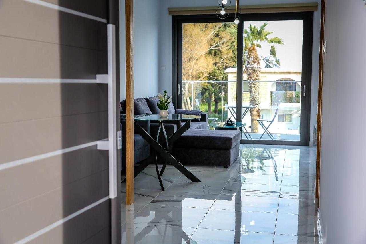 Sea Side Appartment In Kato Πάφος Εξωτερικό φωτογραφία